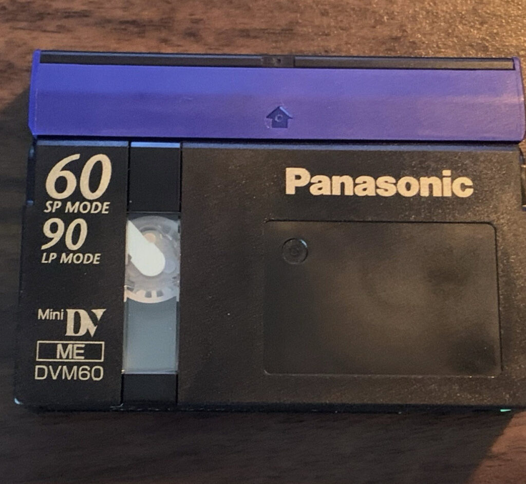 Studio that records on Minidv, Dv, HDV tapes